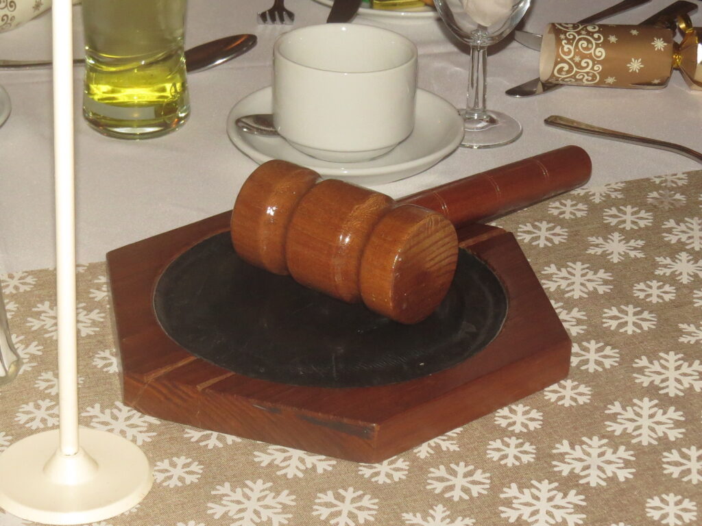 Thistle & Rose Brethren, Friends & Family enjoy the White Table.